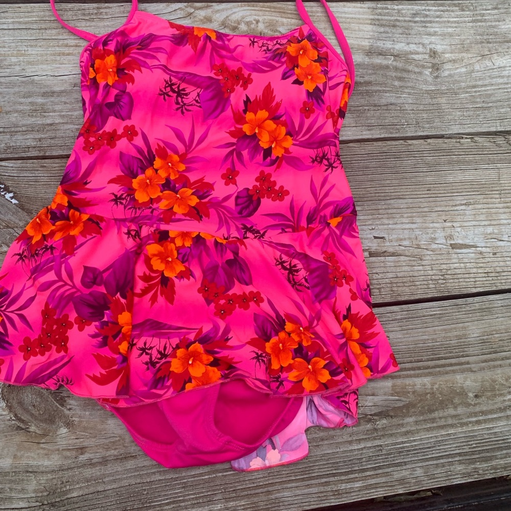 Woman’s bathing suit size 14
